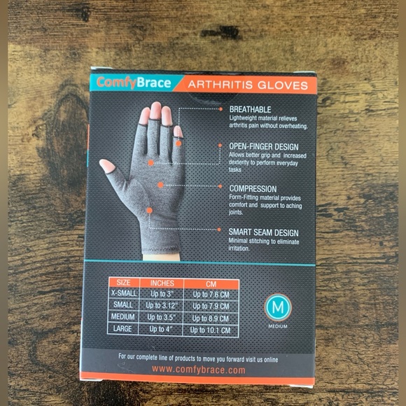 Compression Arthritis Gloves - Picture 4 of 4